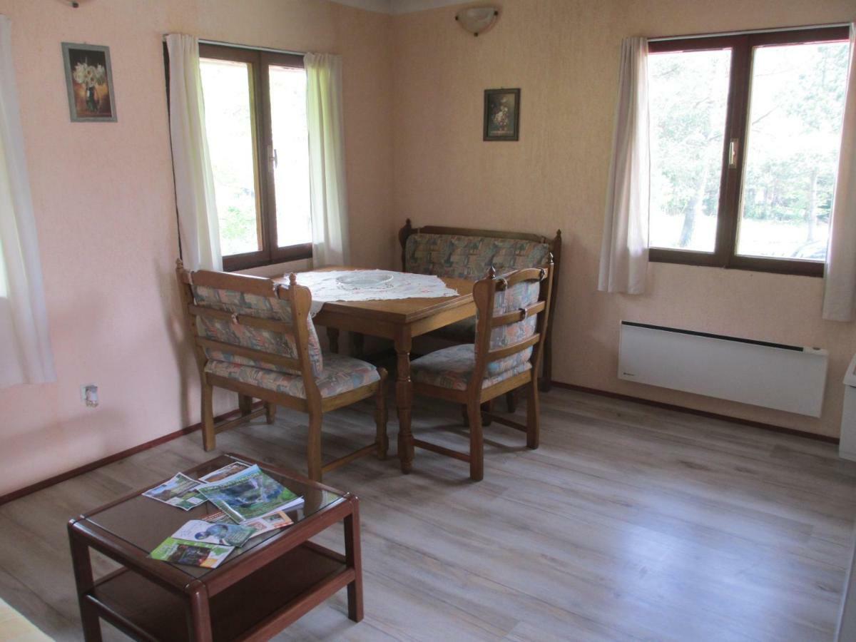 Apartments Family Trauber Korenica Exterior photo
